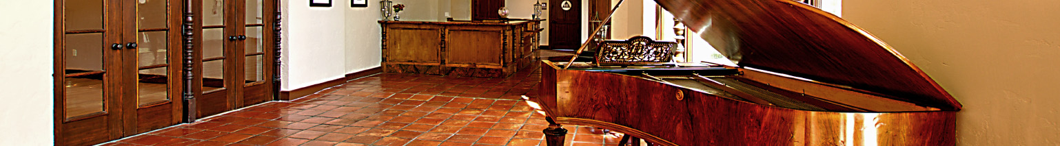inside picture of lobby with piano